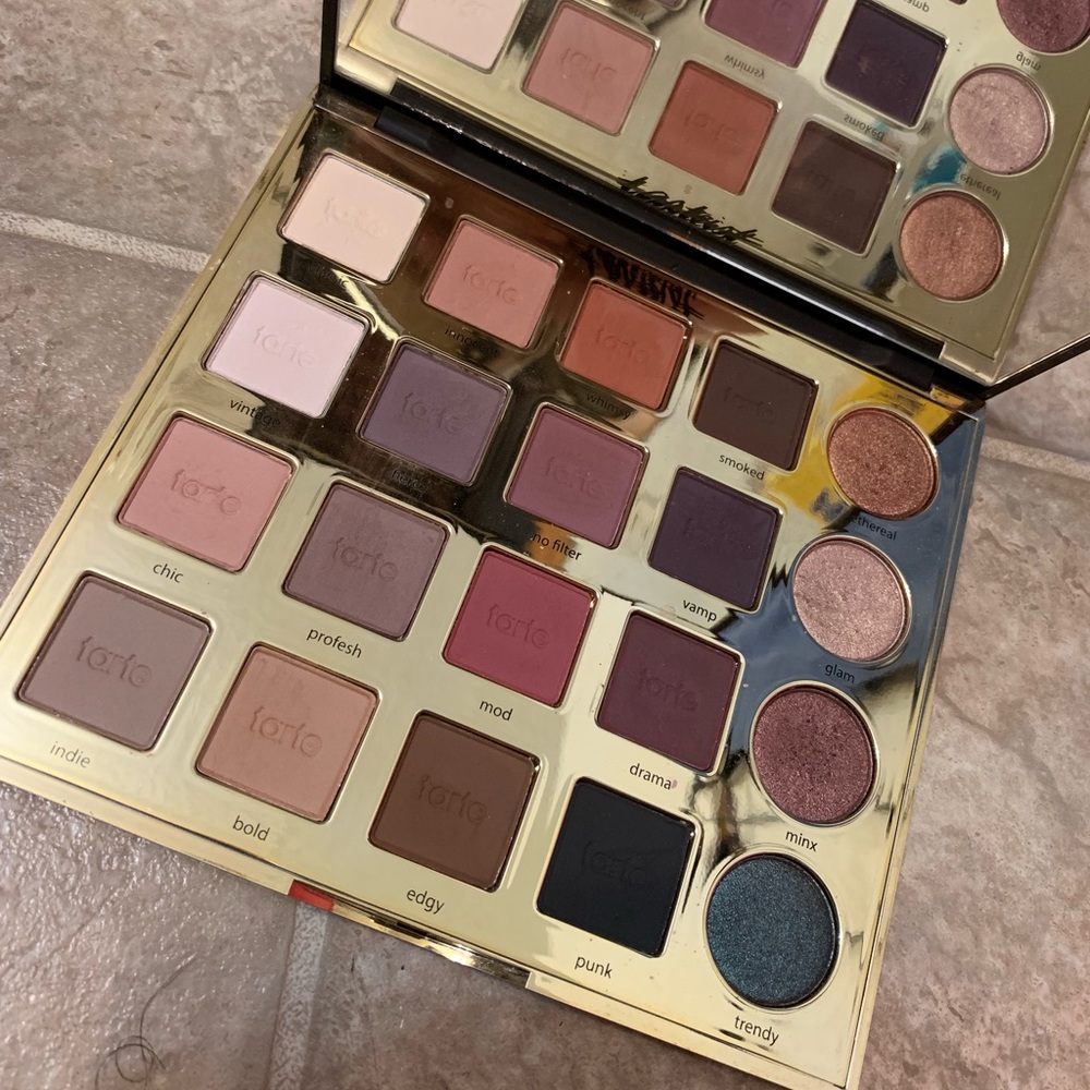 Tartiest pro eyeshadow palette